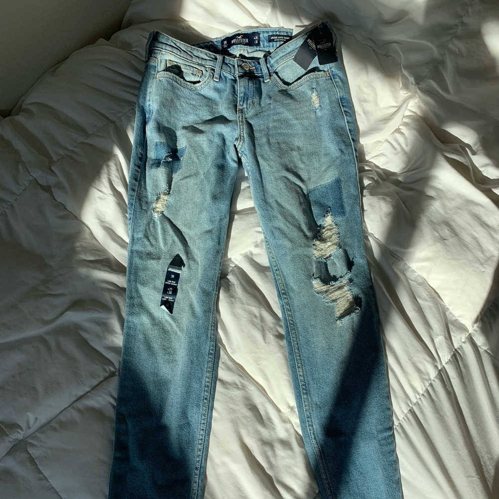 Hollister Low Rise Super Skinny Jeans